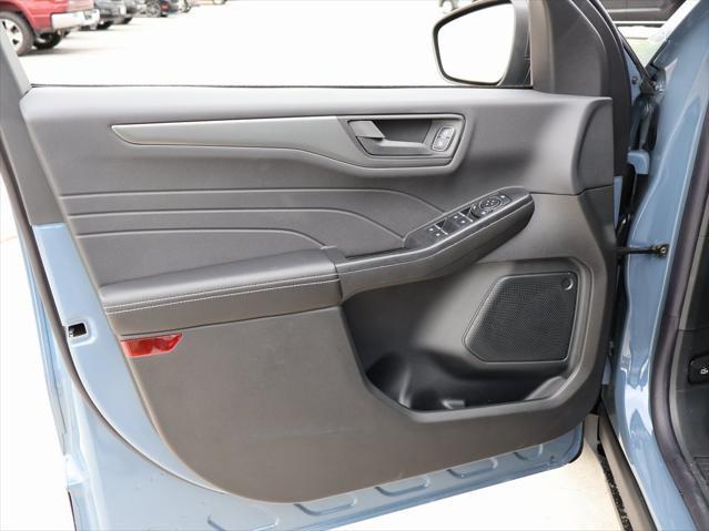 new 2025 Ford Escape car, priced at $26,828