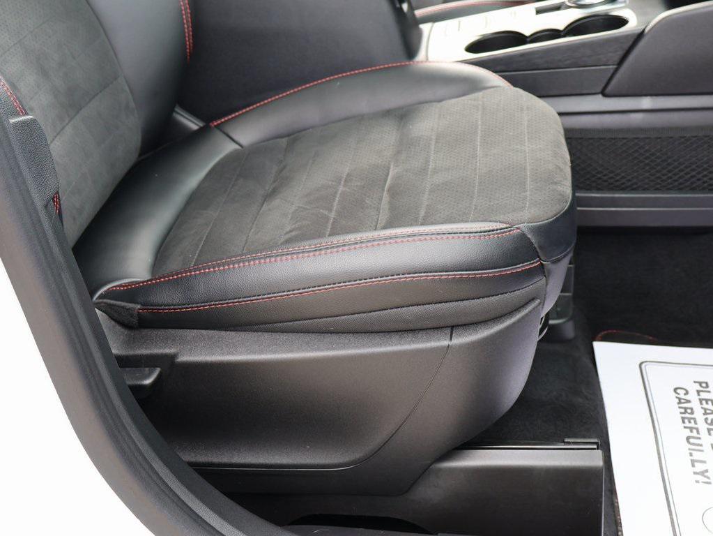 used 2022 Ford Escape car, priced at $25,636