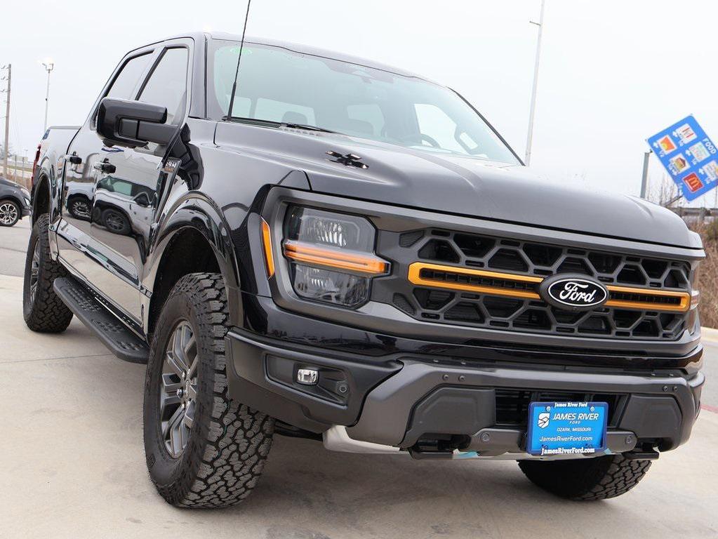 new 2025 Ford F-150 car, priced at $78,370