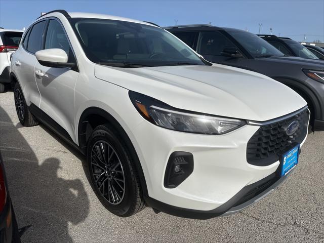 new 2025 Ford Escape car, priced at $35,539