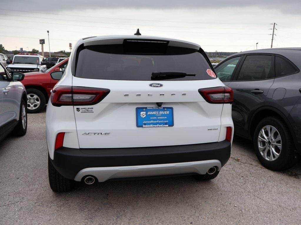 new 2025 Ford Escape car, priced at $27,881