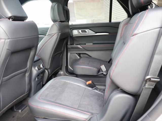 new 2025 Ford Explorer car, priced at $59,214