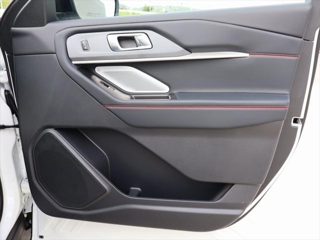 new 2025 Ford Explorer car, priced at $59,214