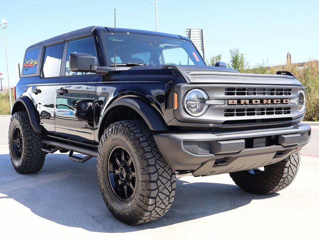 new 2025 Ford Bronco car, priced at $52,308