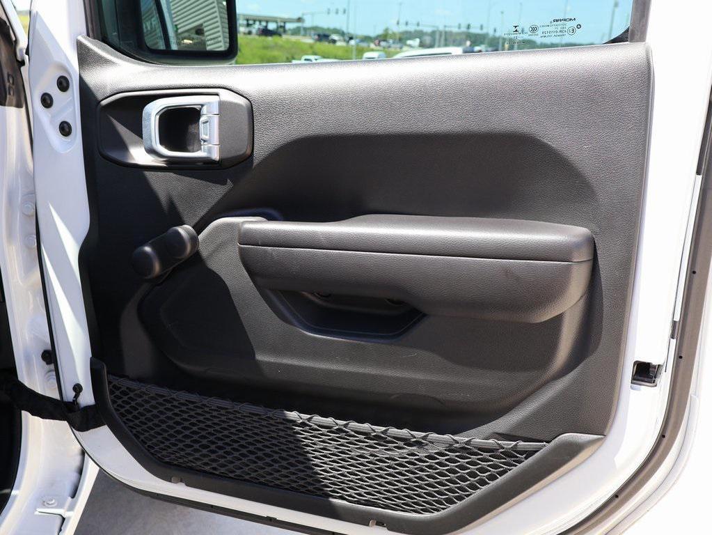 used 2021 Jeep Wrangler Unlimited car, priced at $26,308