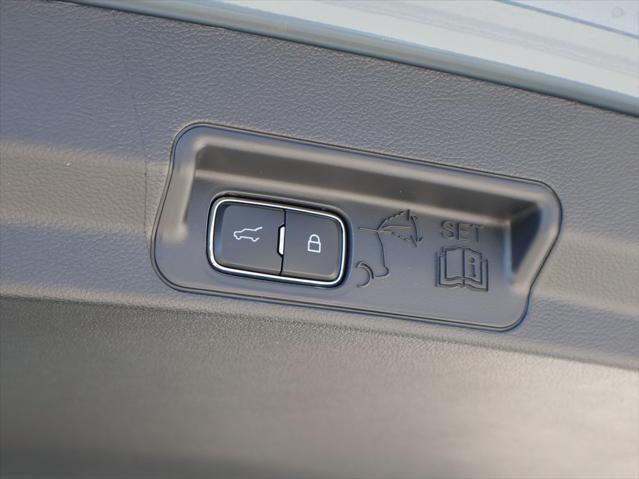 new 2025 Ford Explorer car, priced at $45,168