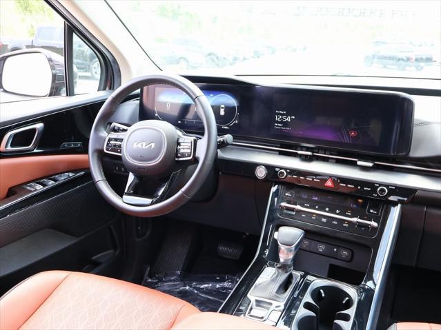used 2024 Kia Carnival car, priced at $40,477
