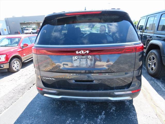 used 2024 Kia Carnival car, priced at $42,510