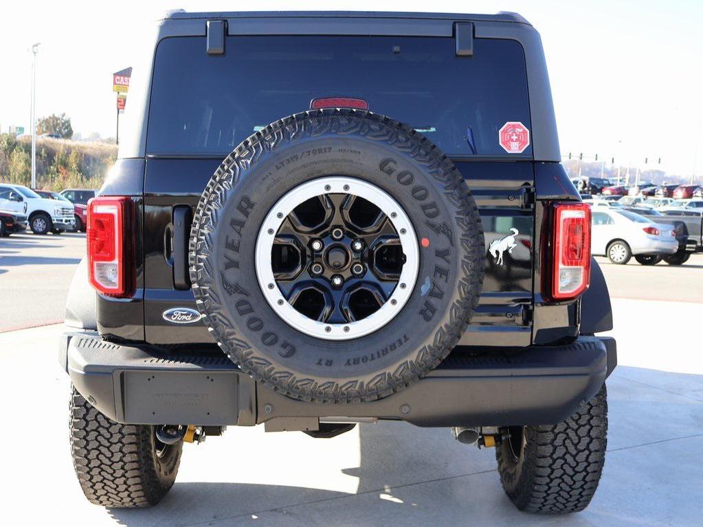 new 2025 Ford Bronco car, priced at $53,372