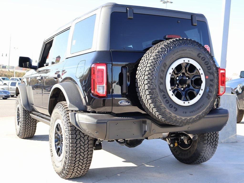 new 2025 Ford Bronco car, priced at $53,372