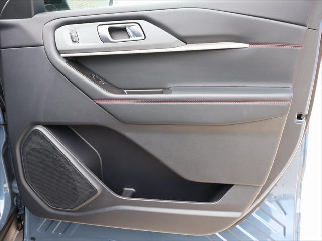 new 2025 Ford Explorer car, priced at $50,216