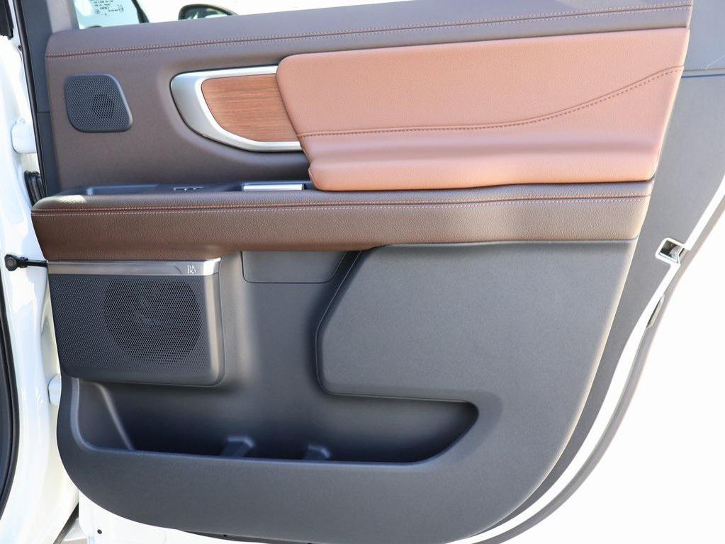 new 2025 Ford Expedition Max car, priced at $89,786