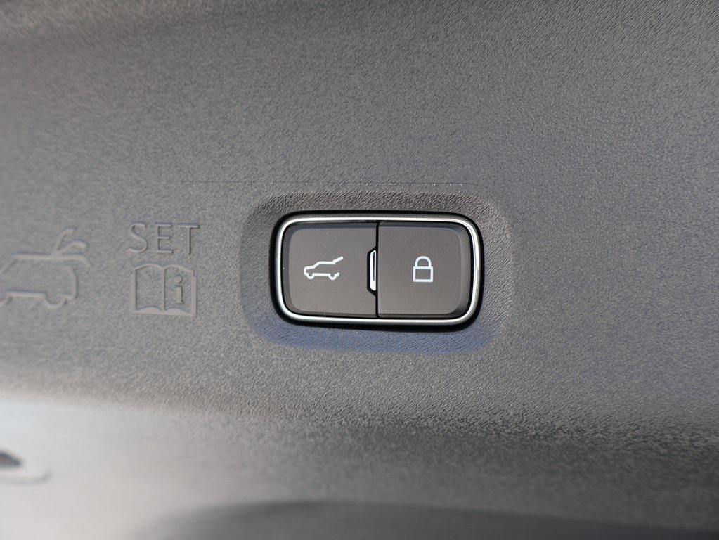 new 2025 Ford Expedition Max car, priced at $89,786