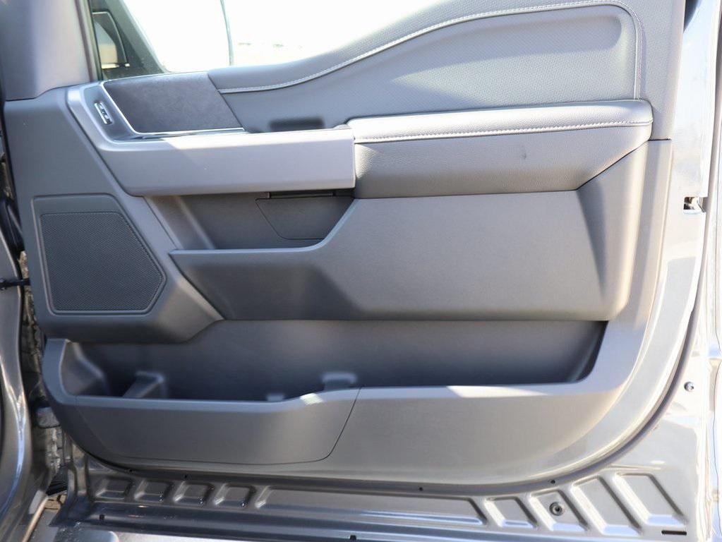 new 2025 Ford F-150 car, priced at $59,392