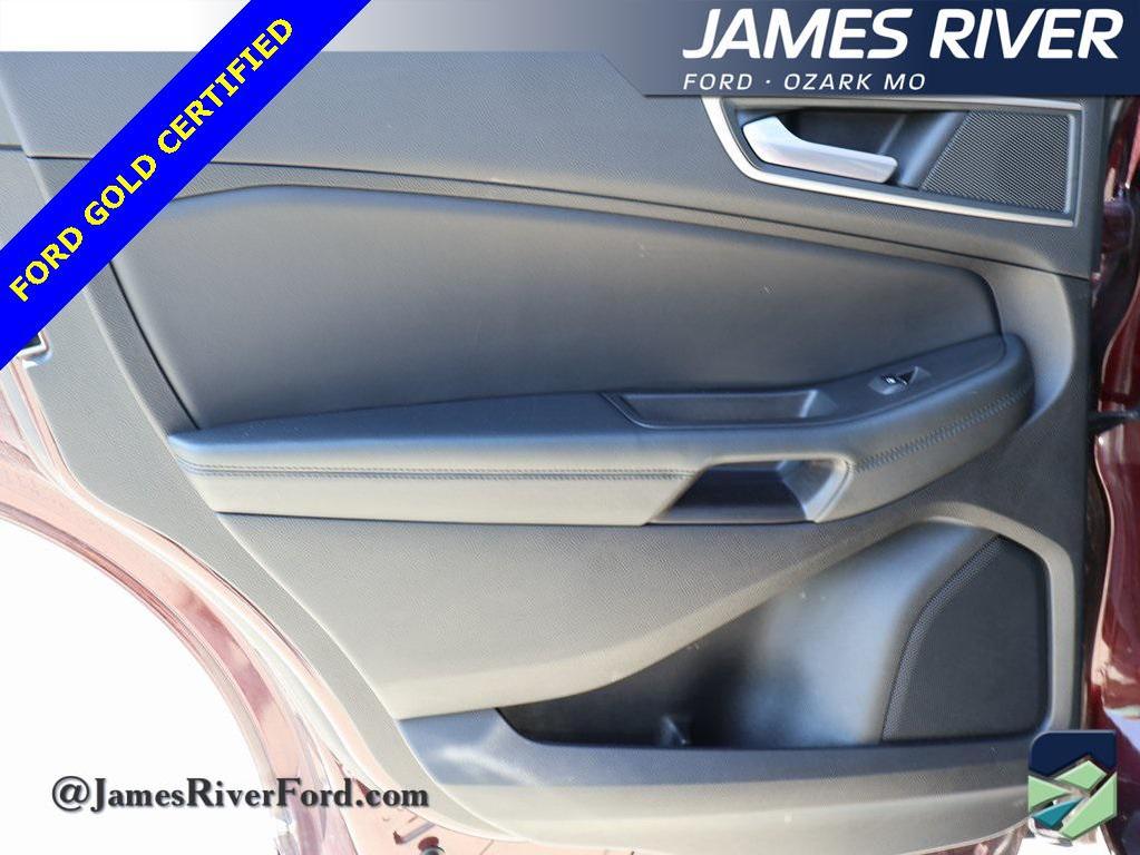 used 2024 Ford Edge car, priced at $26,289