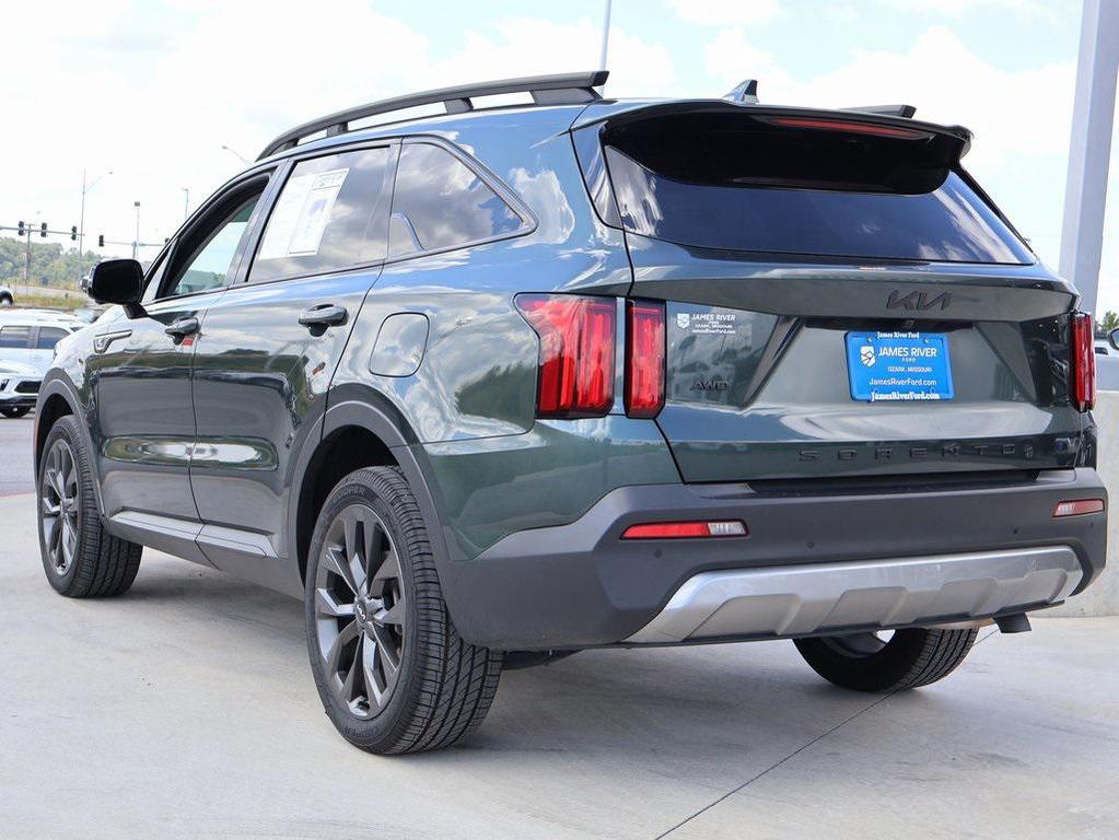 used 2022 Kia Sorento car, priced at $31,436