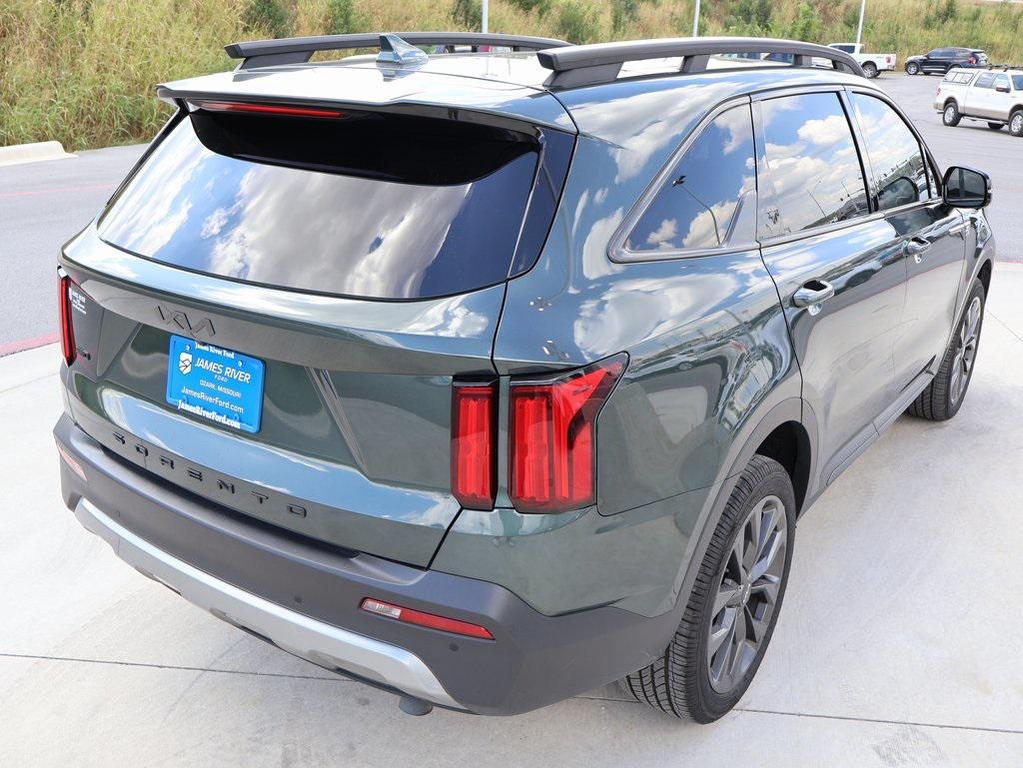 used 2022 Kia Sorento car, priced at $31,436