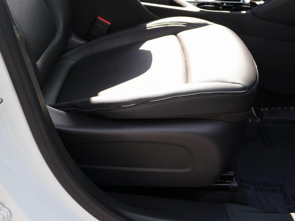 used 2024 Buick Encore GX car, priced at $21,989