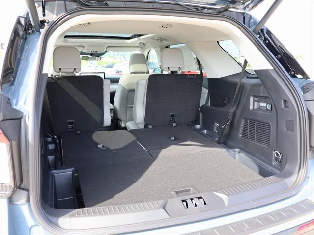 new 2025 Ford Explorer car, priced at $47,852