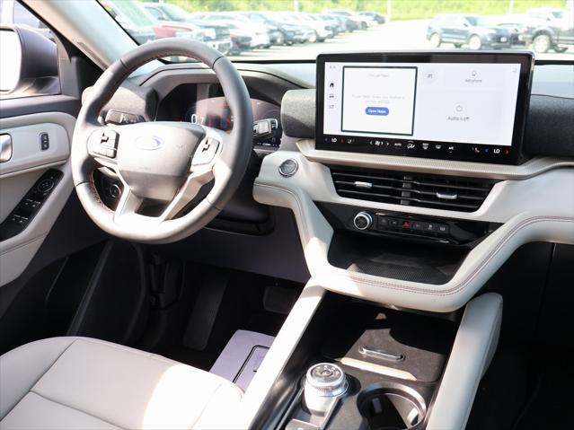 new 2025 Ford Explorer car, priced at $47,852