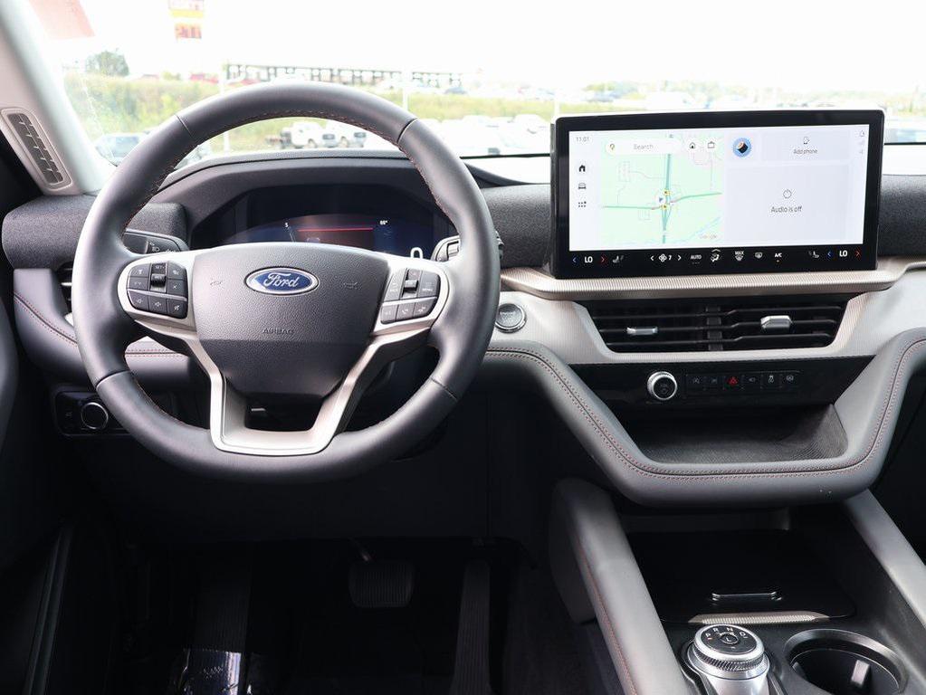 used 2025 Ford Explorer car, priced at $38,629