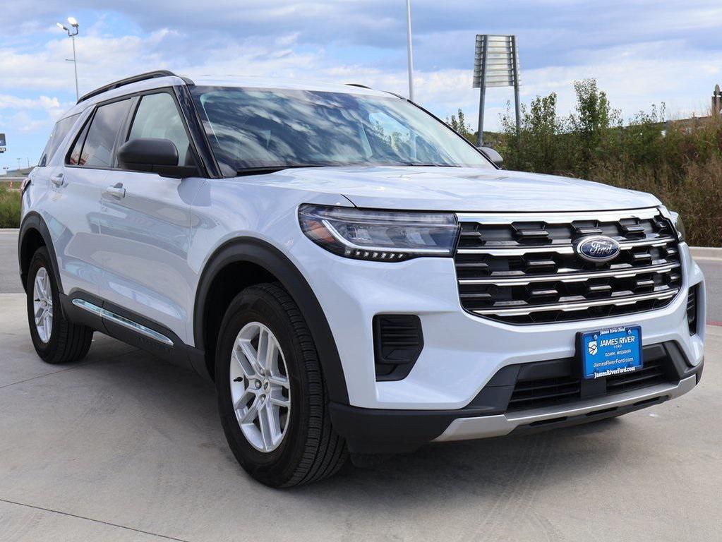 used 2025 Ford Explorer car, priced at $38,629