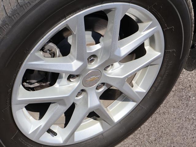 used 2023 Chevrolet Equinox car, priced at $23,939