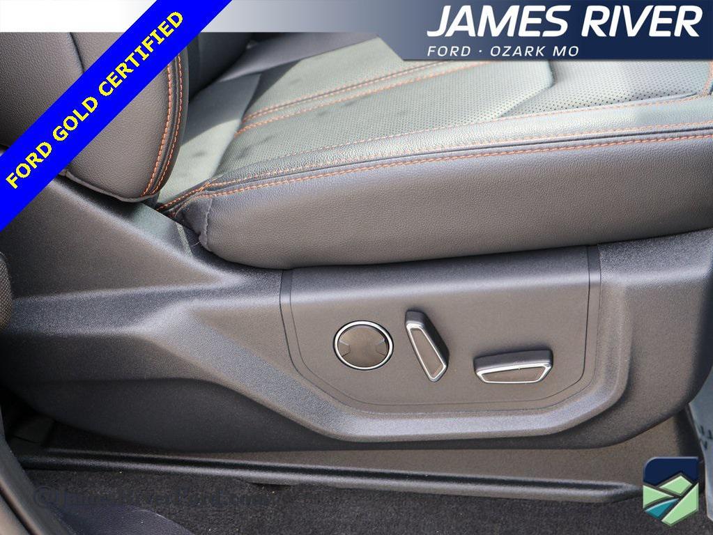 used 2024 Ford Expedition car, priced at $65,365