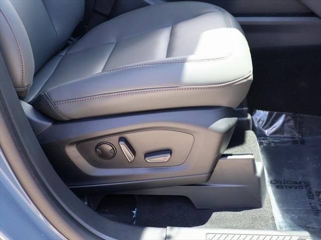 new 2025 Ford Explorer car, priced at $44,134