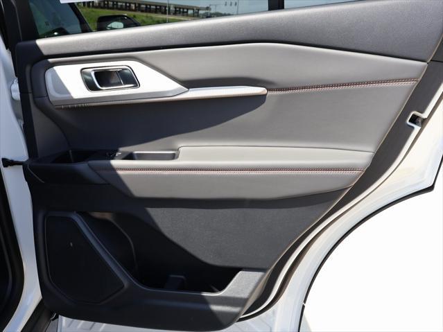 new 2025 Ford Explorer car, priced at $44,560