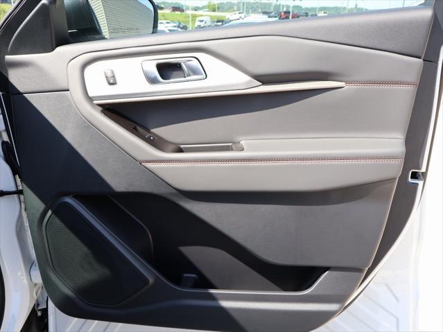new 2025 Ford Explorer car, priced at $44,560