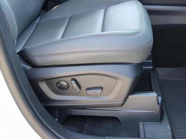new 2025 Ford Explorer car, priced at $44,560