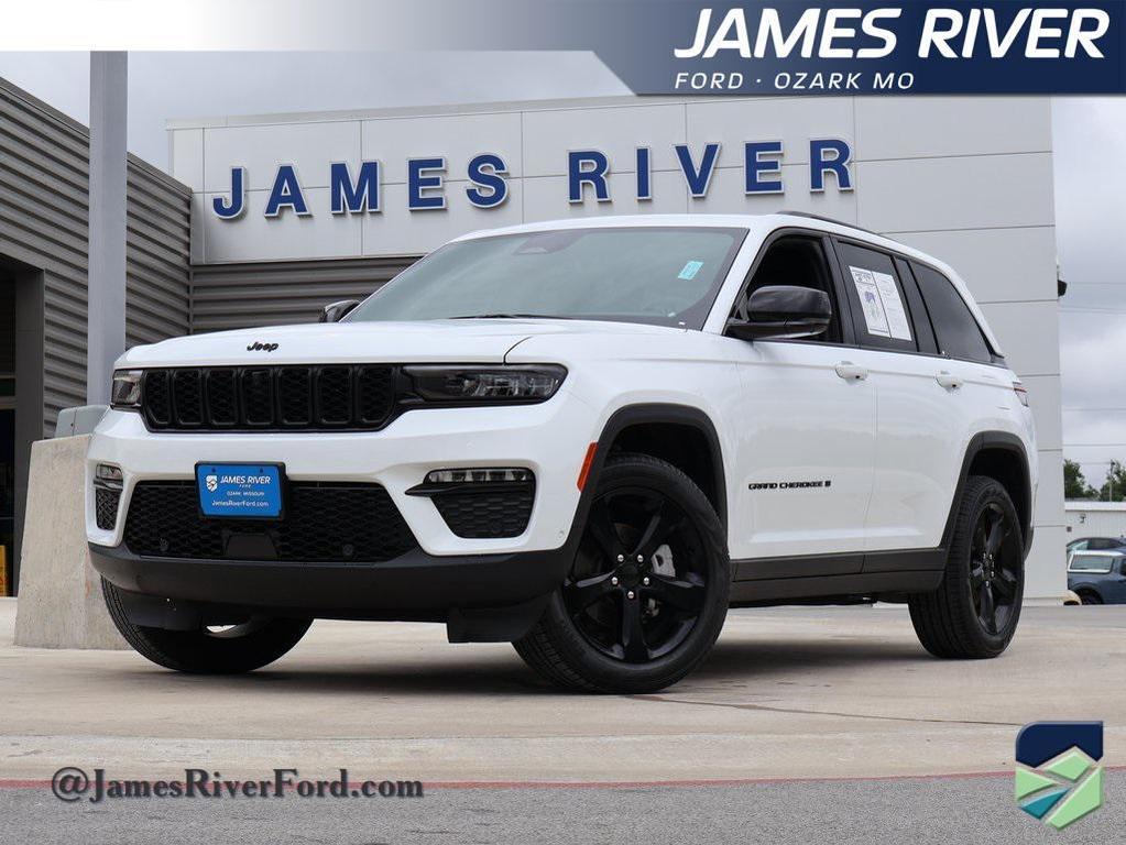 used 2025 Jeep Grand Cherokee car, priced at $43,612