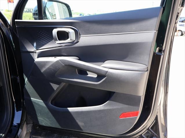 used 2024 Kia Sorento car, priced at $30,261