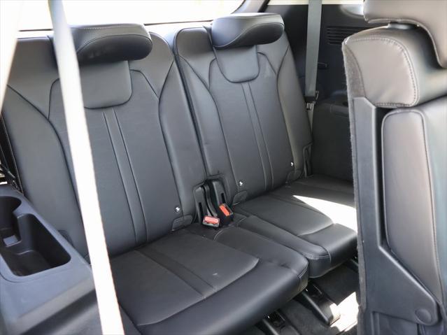 used 2024 Kia Sorento car, priced at $30,261