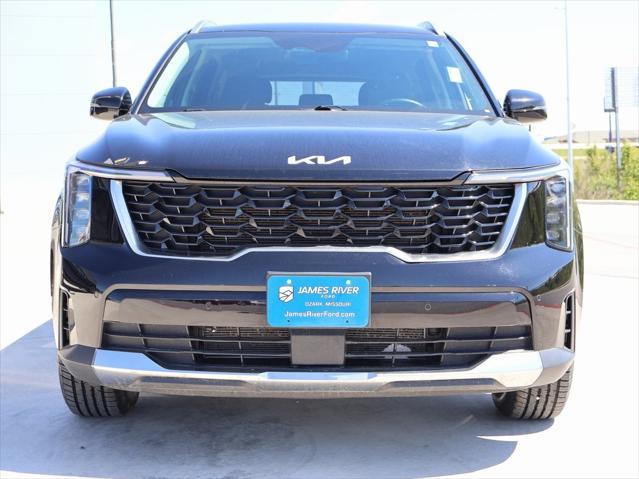 used 2024 Kia Sorento car, priced at $30,261