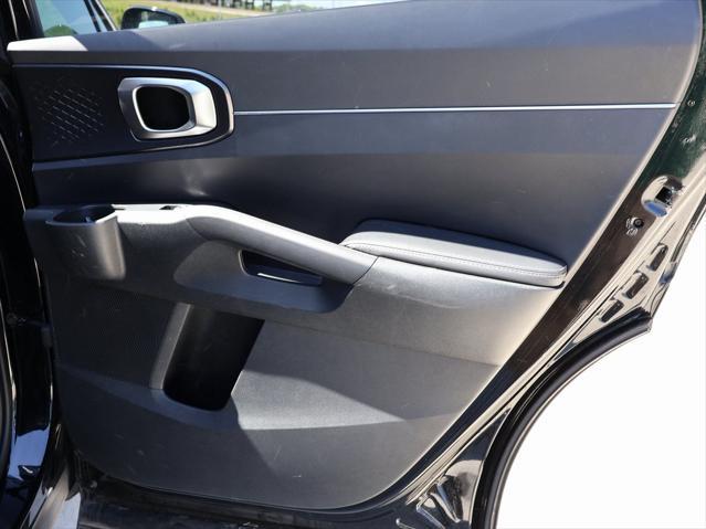 used 2024 Kia Sorento car, priced at $30,261