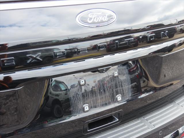 used 2023 Ford Expedition car, priced at $59,025