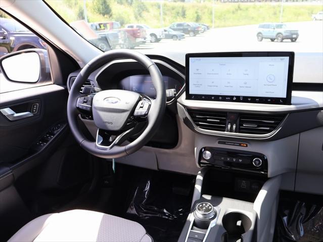 new 2025 Ford Escape PHEV car, priced at $33,926