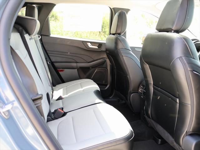 new 2025 Ford Escape PHEV car, priced at $33,926