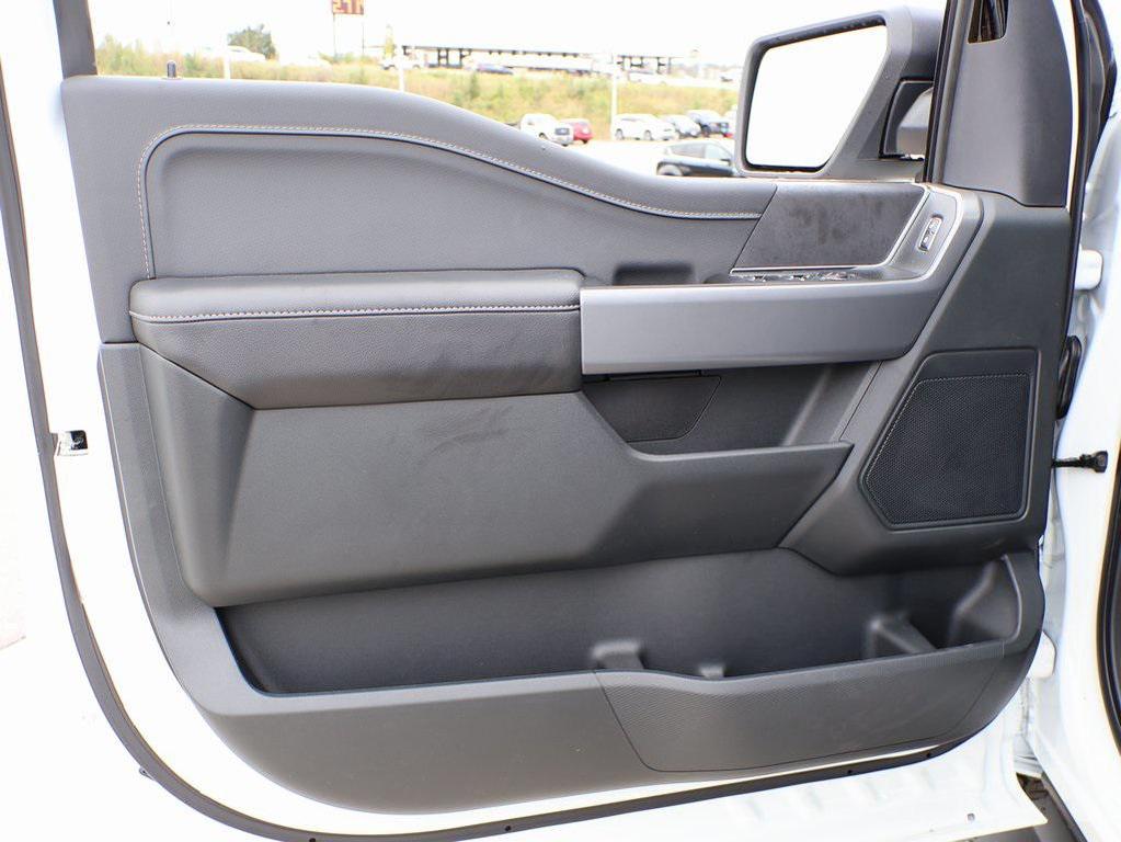 new 2025 Ford F-150 car, priced at $59,378