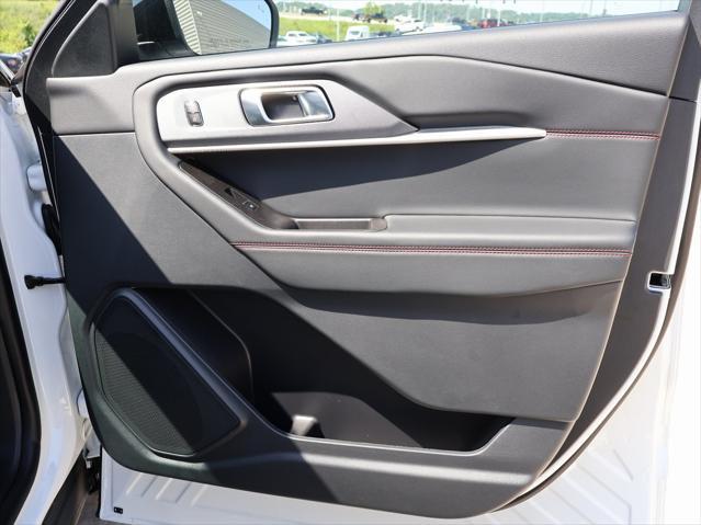 new 2025 Ford Explorer car, priced at $53,815