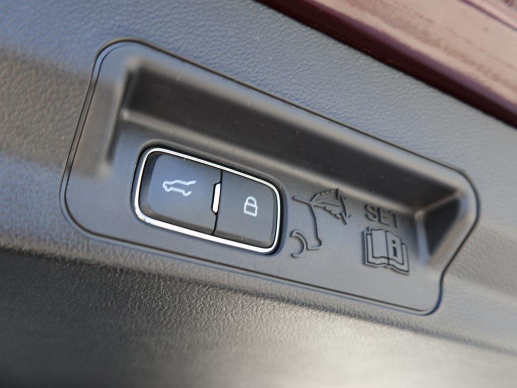 used 2022 Ford Explorer car, priced at $29,987