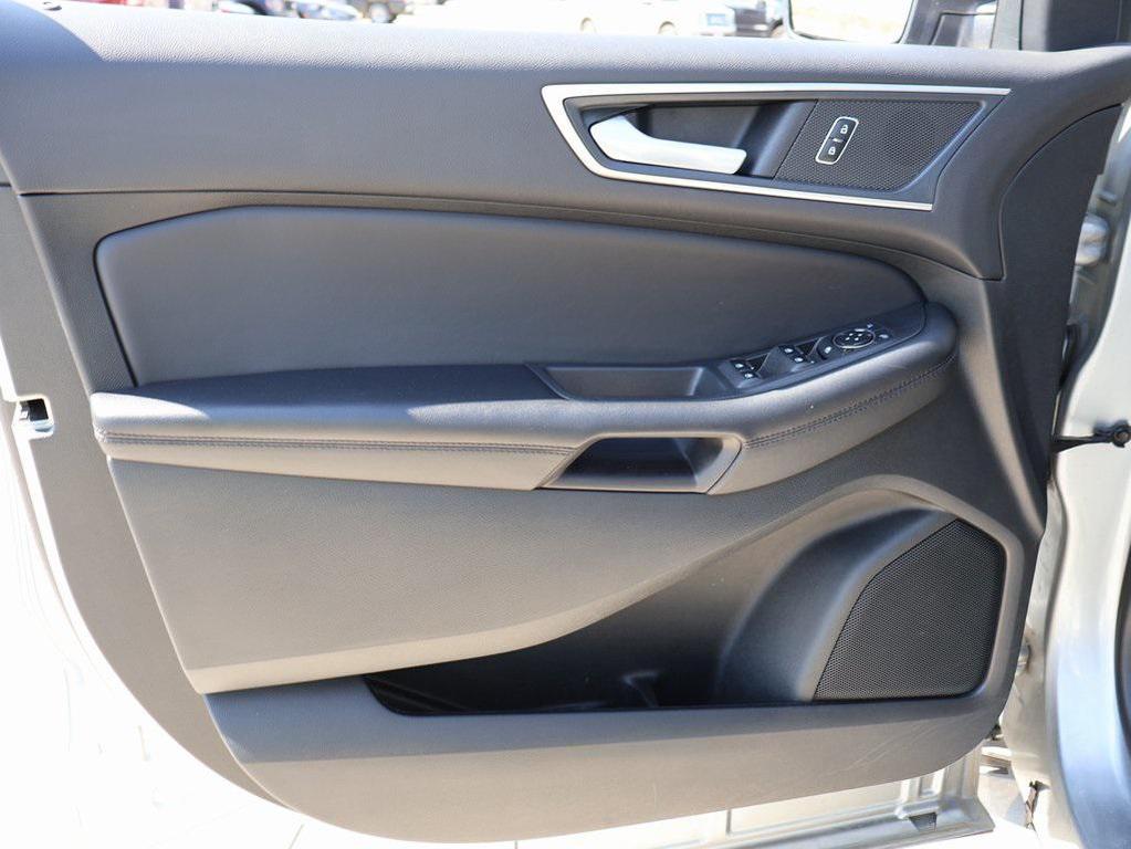 used 2024 Ford Edge car, priced at $27,997