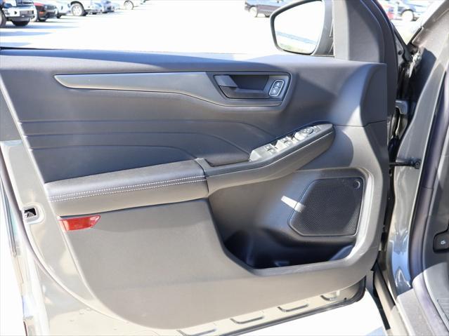 new 2025 Ford Escape car, priced at $28,881