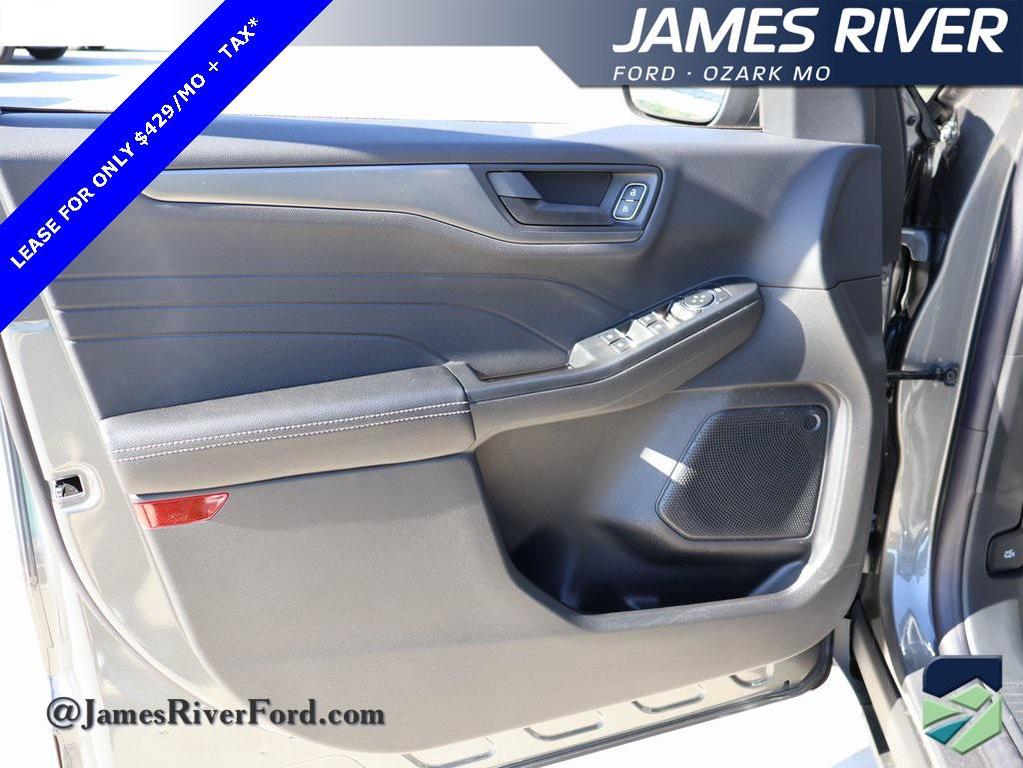 new 2025 Ford Escape car, priced at $25,742