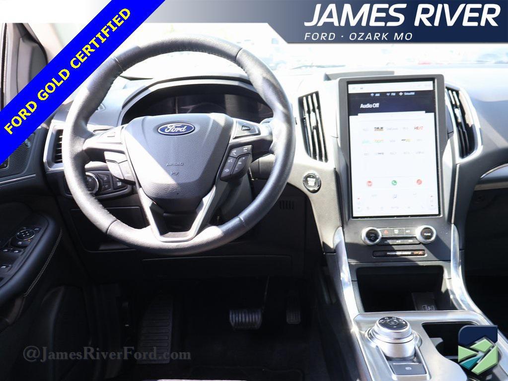 used 2024 Ford Edge car, priced at $29,857