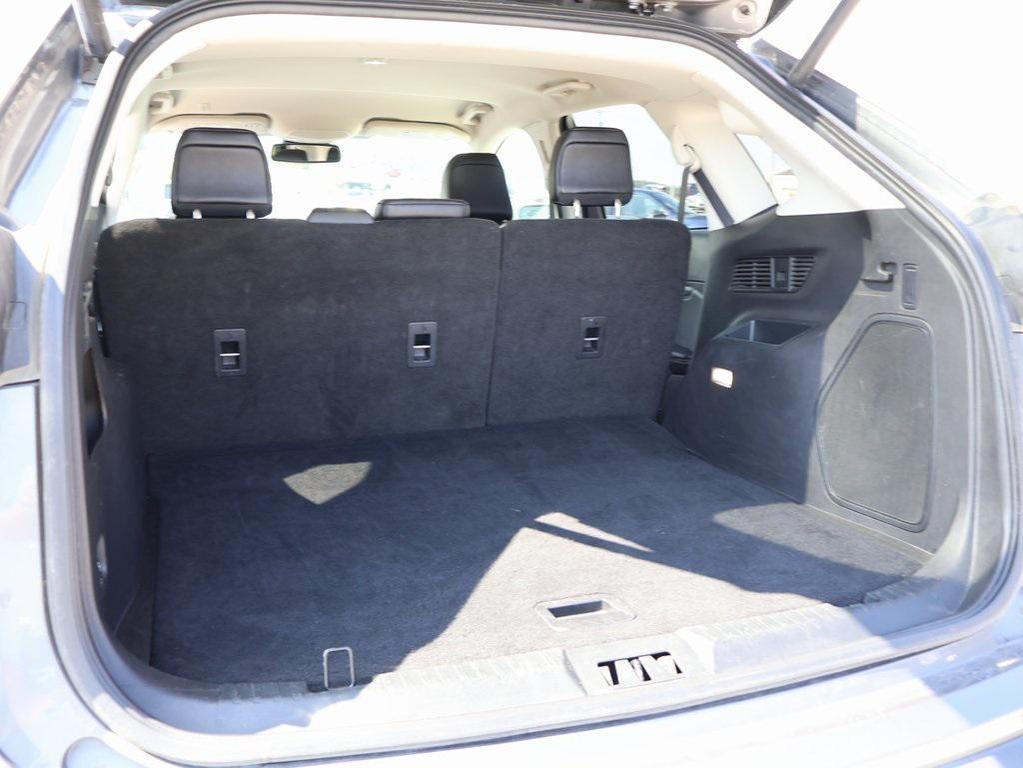 used 2024 Ford Edge car, priced at $30,897