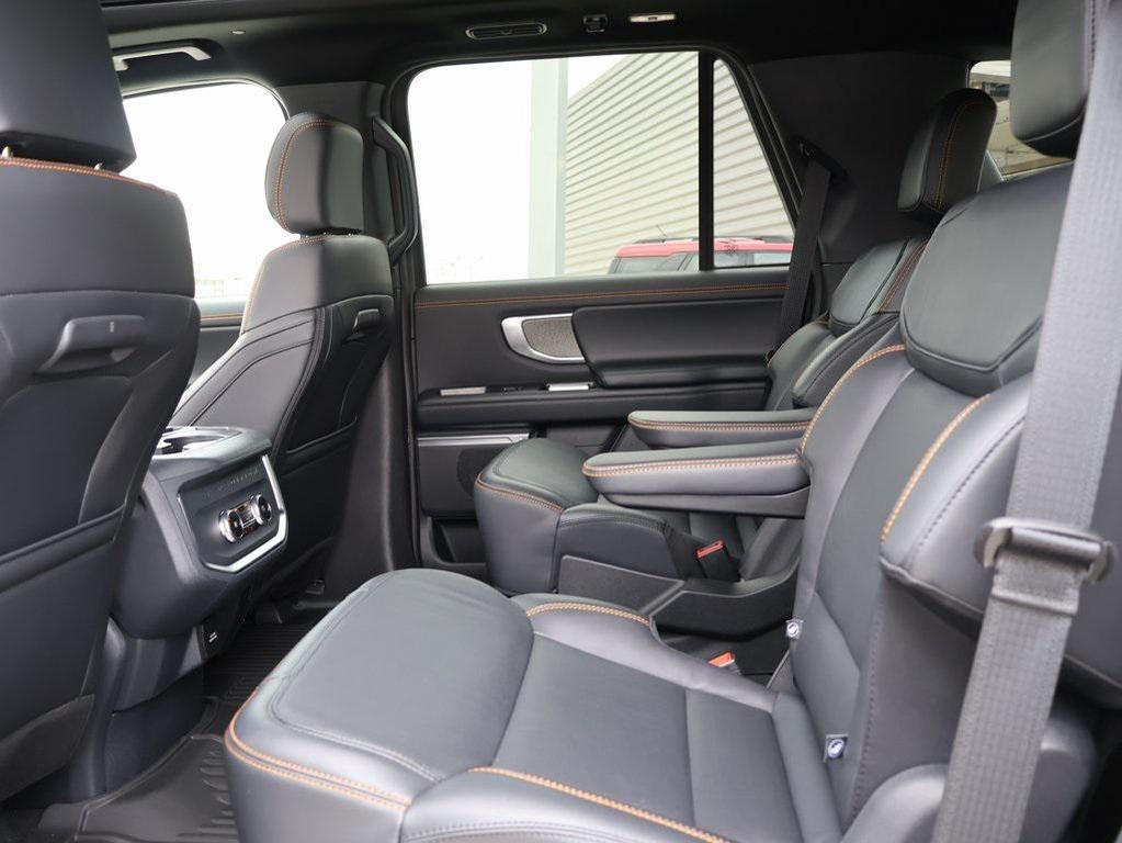 new 2025 Ford Expedition car, priced at $81,808