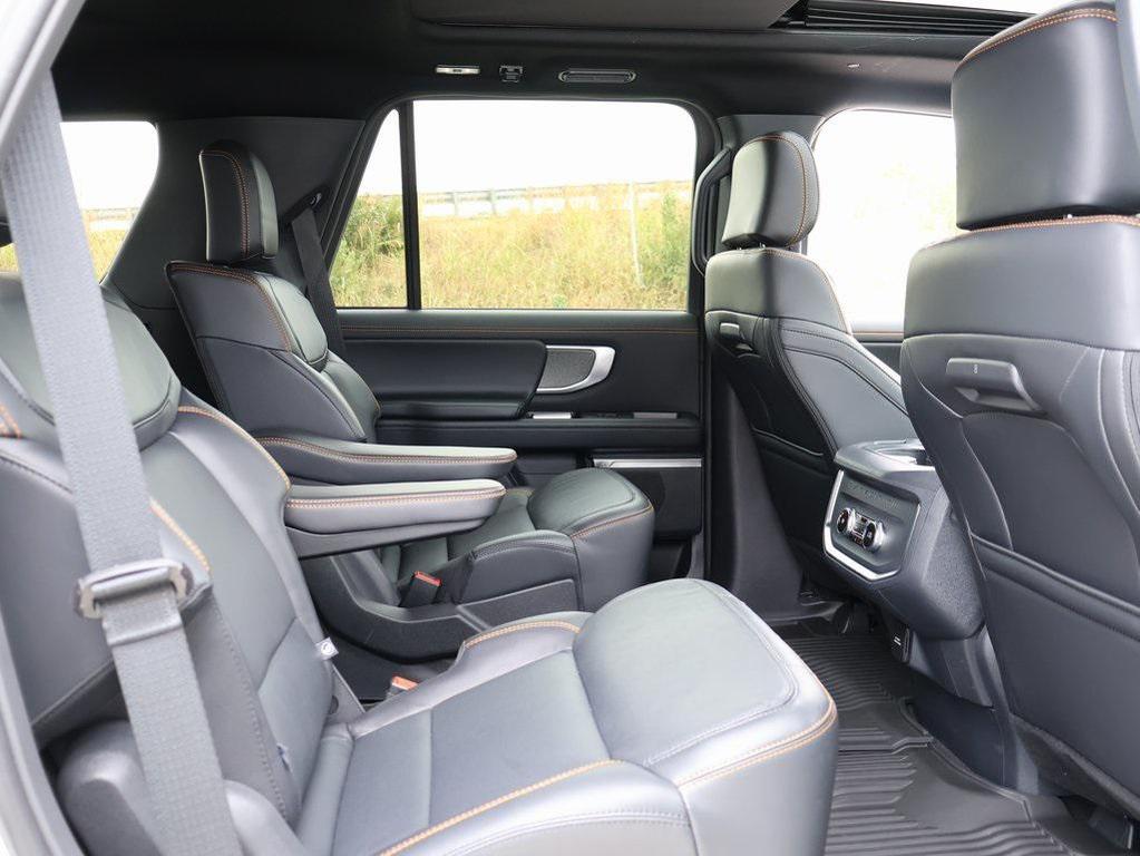 new 2025 Ford Expedition car, priced at $81,808